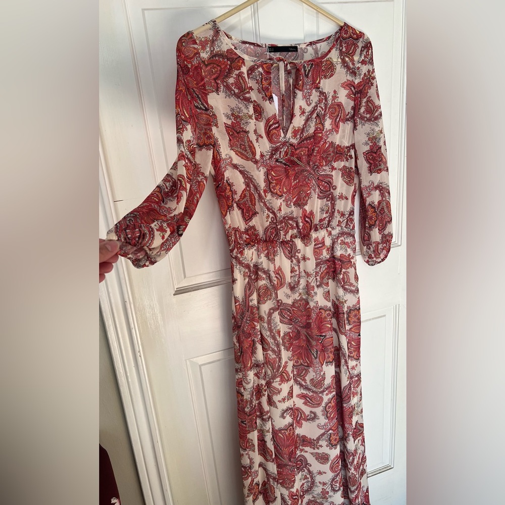 SFERA NWOT MAXI DRESS SIZE SMALL